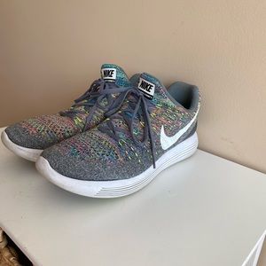 Nike LunaRepic Flyknit 2 Size 9
